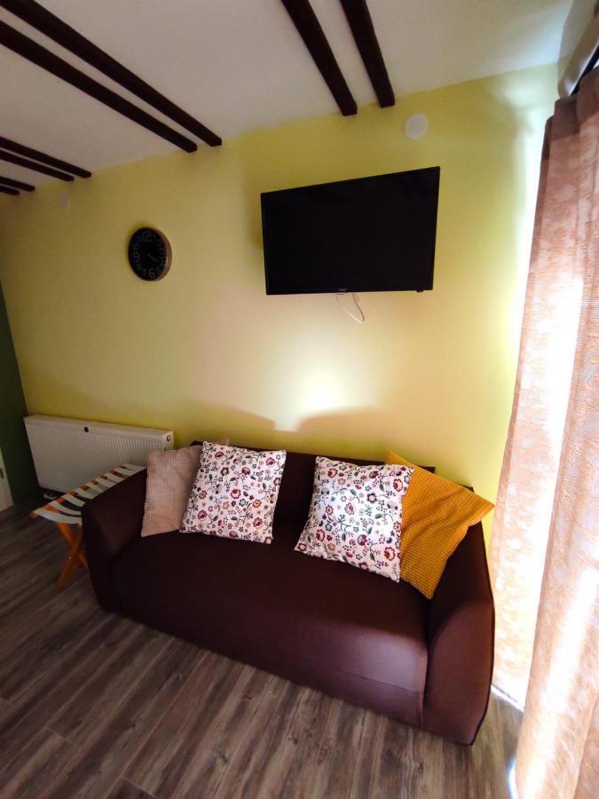 Accommodation "Old Town Dreznik" Rakovica Exterior photo