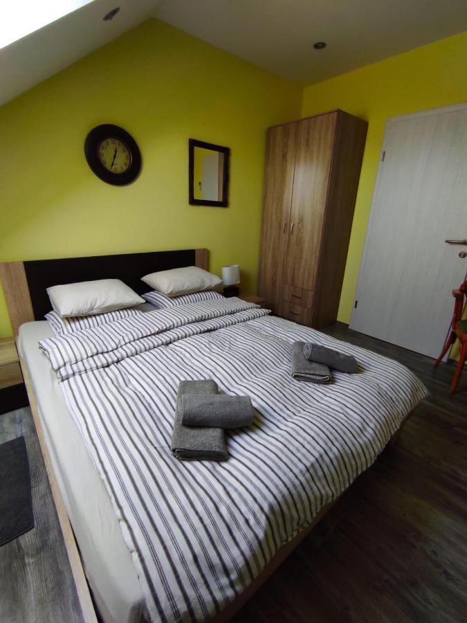 Accommodation "Old Town Dreznik" Rakovica Exterior photo