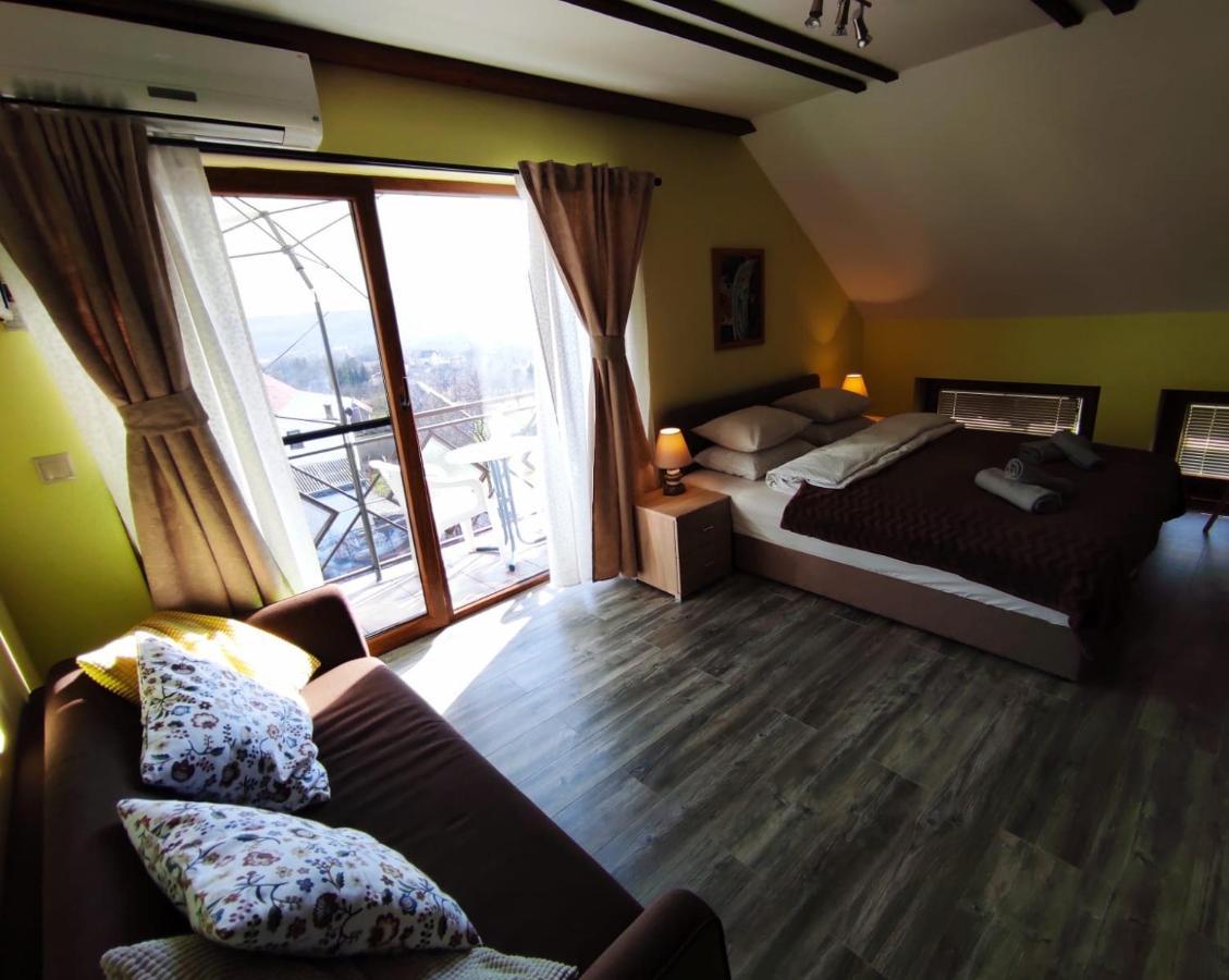 Accommodation "Old Town Dreznik" Rakovica Exterior photo