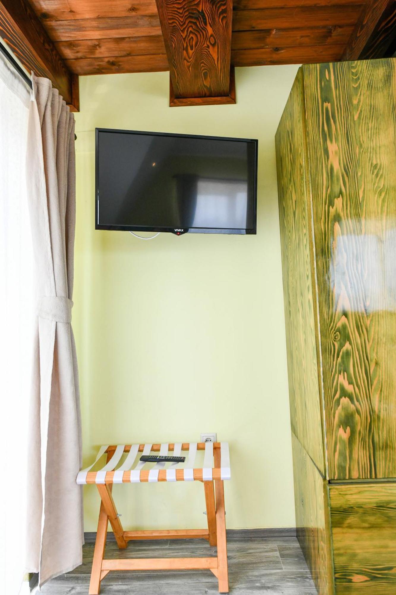 Accommodation "Old Town Dreznik" Rakovica Exterior photo